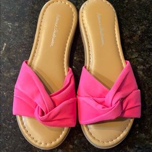 Hanna Anderson Sz 12 shoes